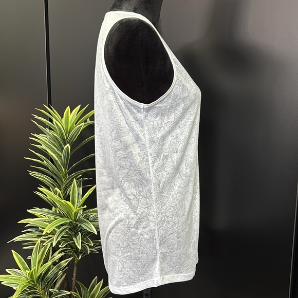 Marika Sheer White floral, sleeveless,scoop neck,soft comfy, athletic-casual - Picture 4 of 9